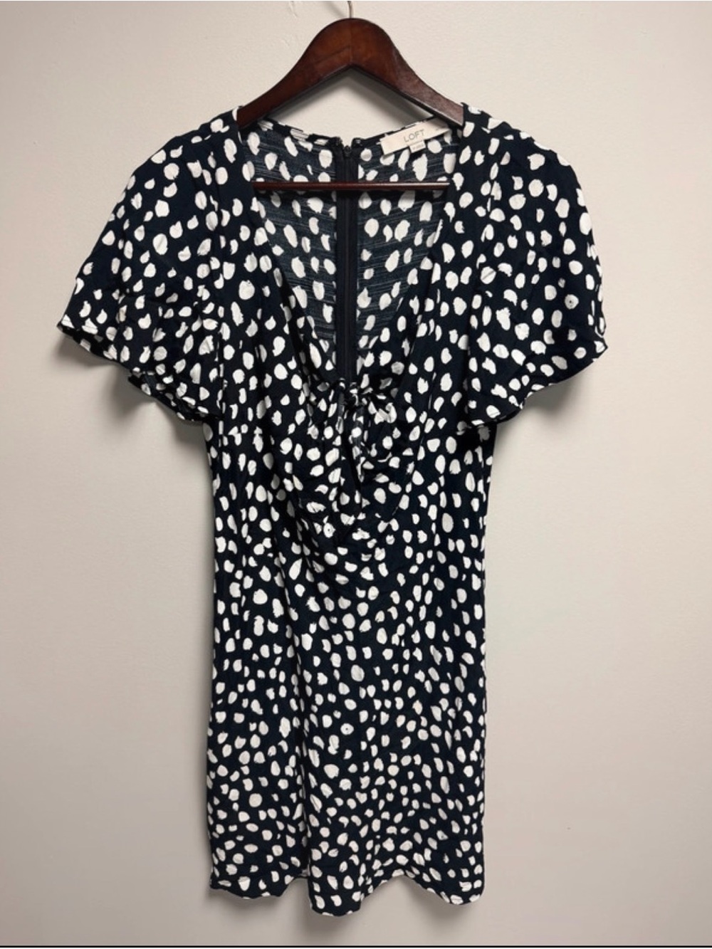 LOFT Black and White Polka Dot Flutter Sleeve Dress Petite small